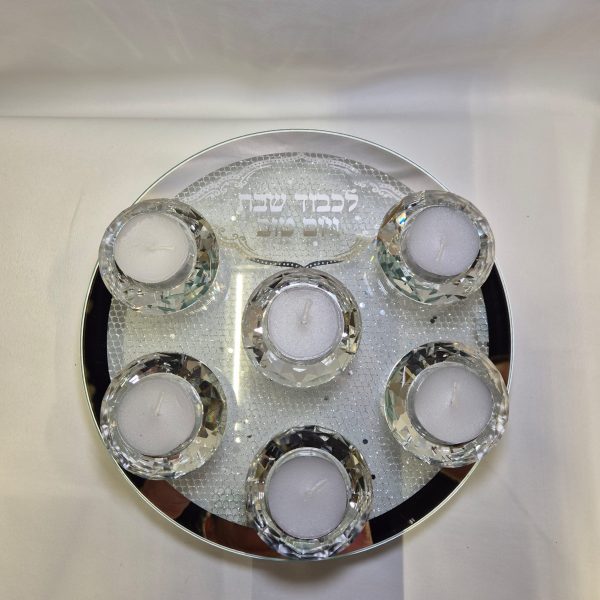 פמוטים קריסטליים לשבת – שקיפות מהפנטת