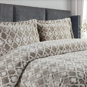 מצעי דמוי פרווה דגם קשת סופט